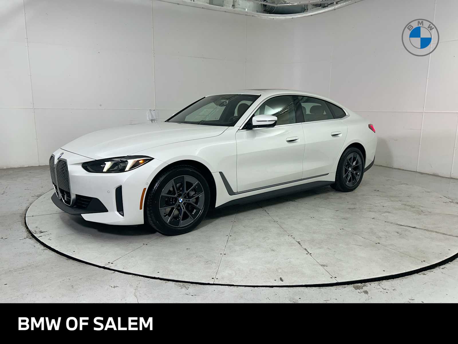 Thumbnail: 2025 BMW i4 - 1