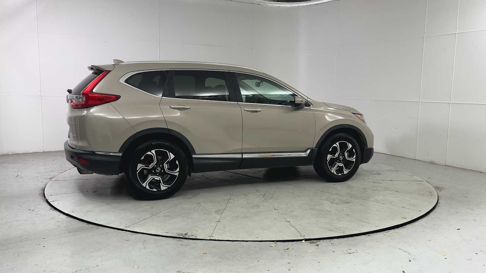 Thumbnail: 2017 Honda CR-V - 9