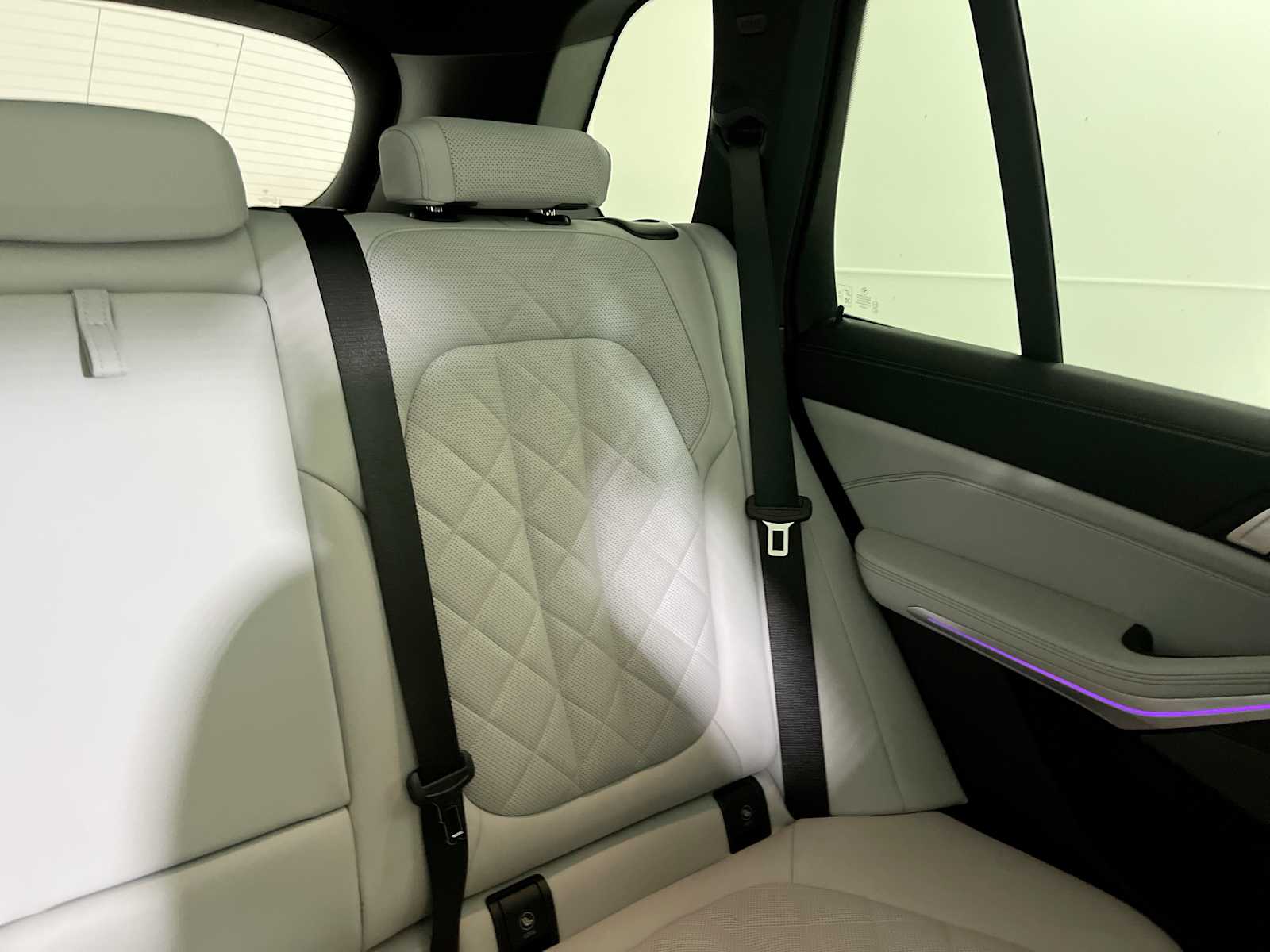 Thumbnail: 2026 BMW X5 - 13