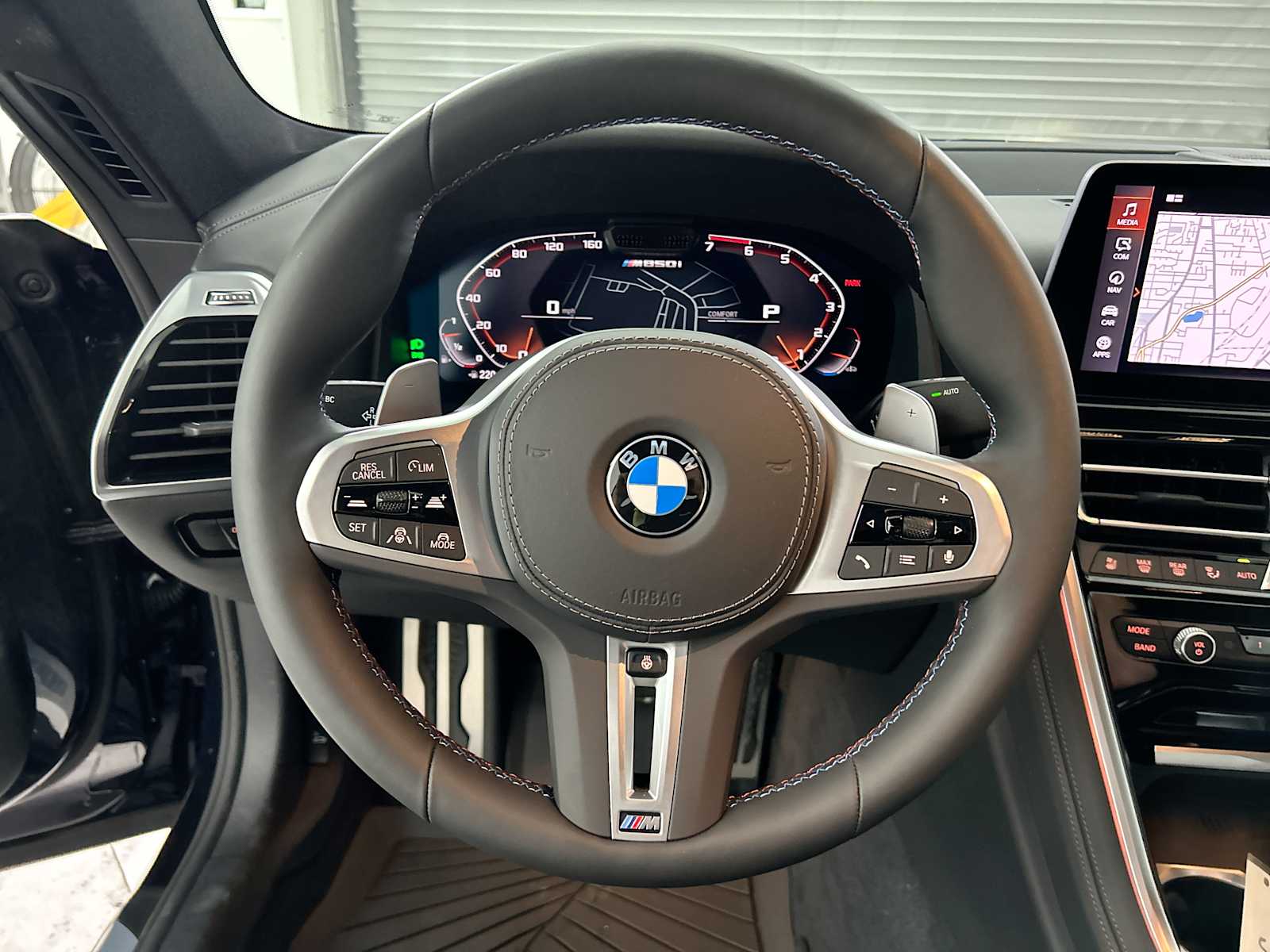 Thumbnail: 2026 BMW 8 Series - 11