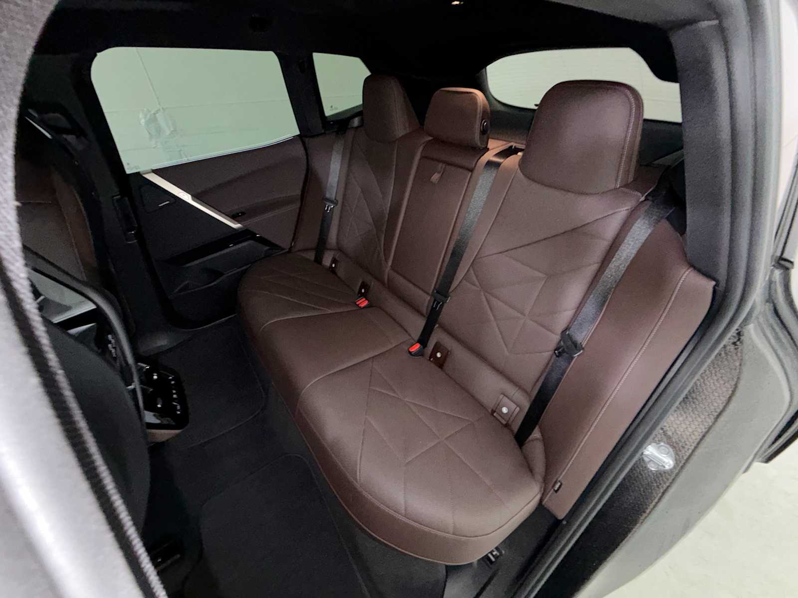 Thumbnail: 2023 BMW iX - 23