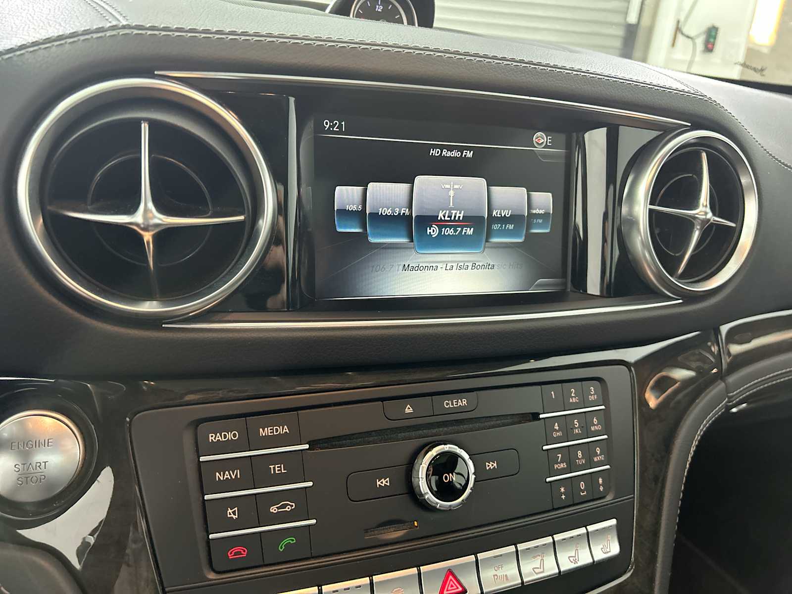 Thumbnail: 2017 Mercedes-Benz SL-Class - 12