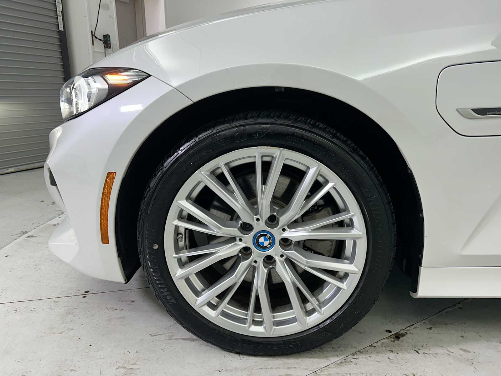 Thumbnail: 2023 BMW 3 Series - 19