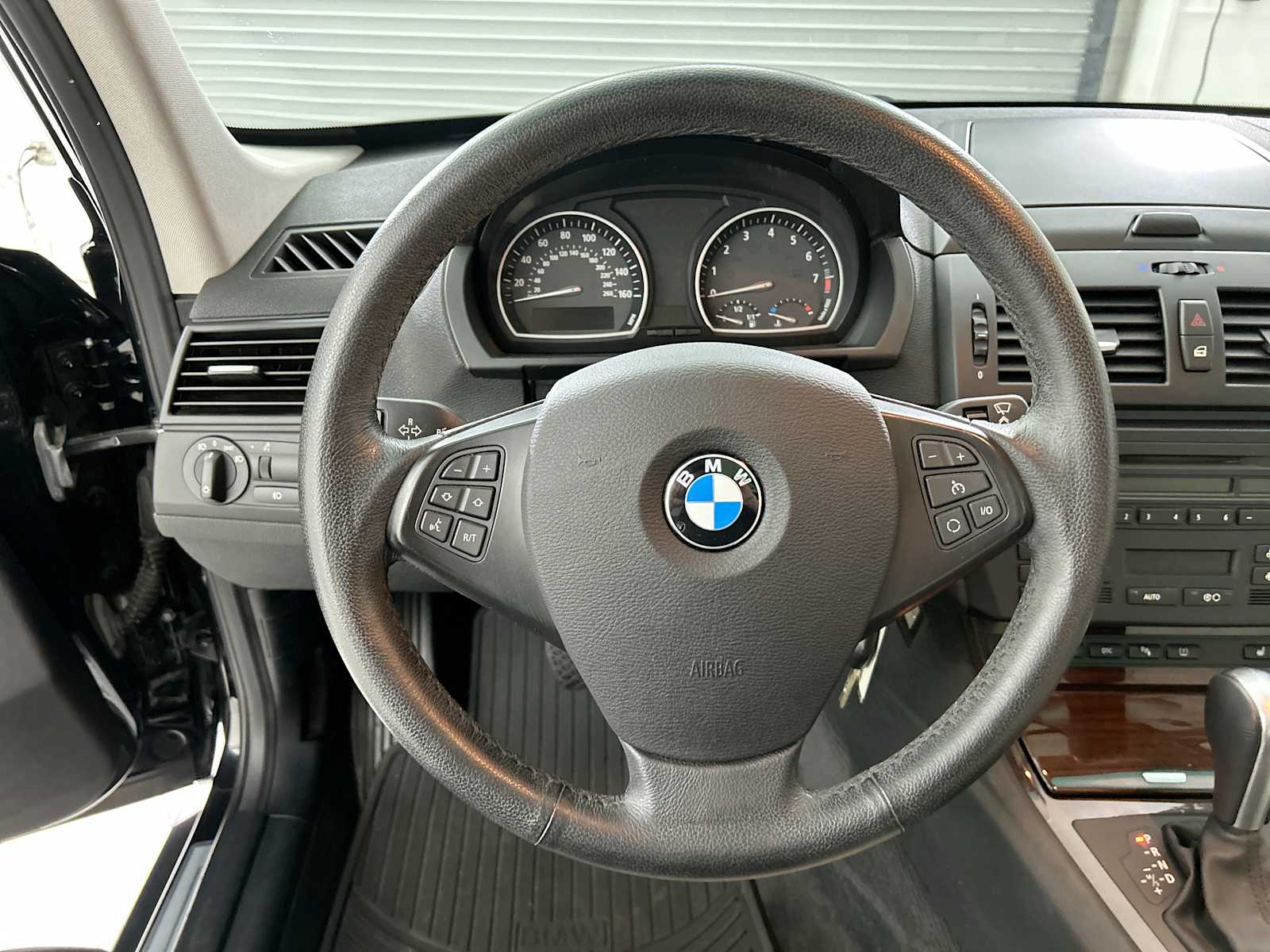 Thumbnail: 2010 BMW X3 - 11