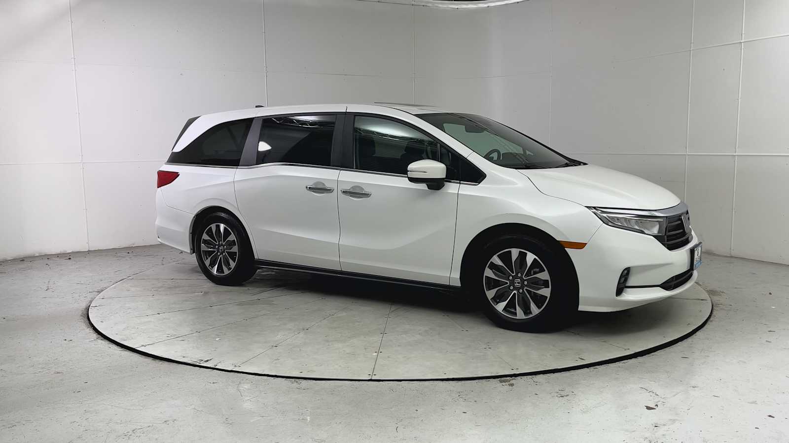 Thumbnail: 2024 Honda Odyssey - 8