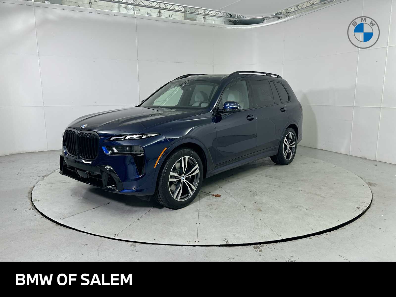 2026 BMW X7 40i's photo