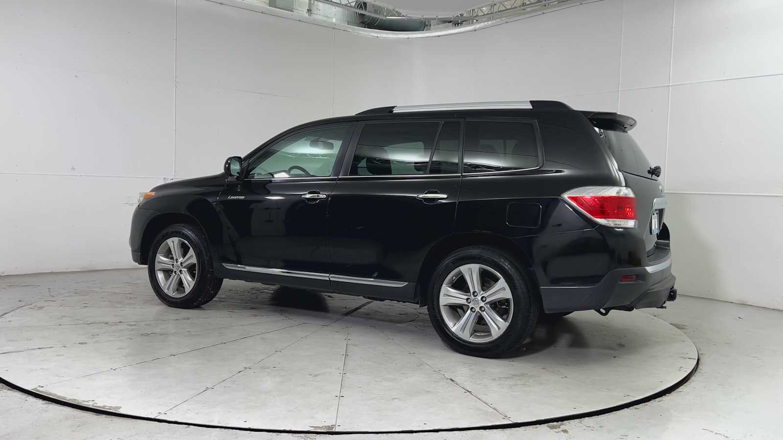 2011 Toyota Highlander Limited photo 3
