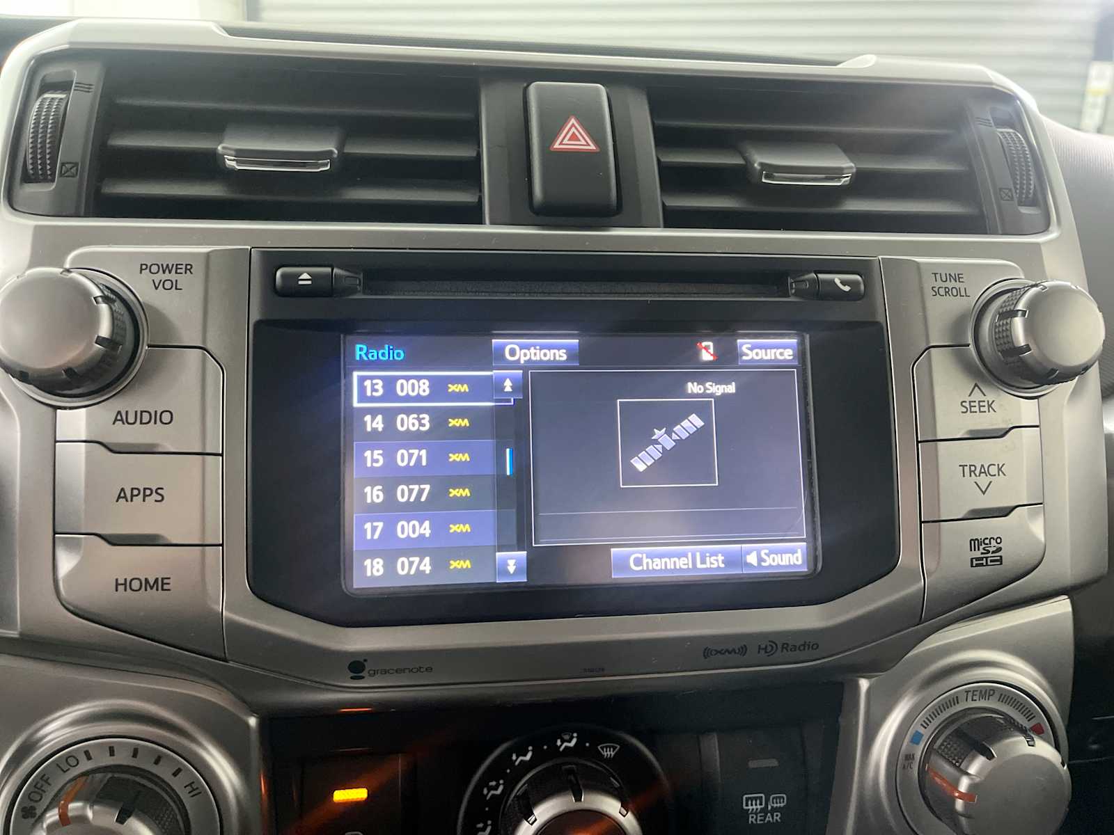 Thumbnail: 2018 Toyota 4Runner - 12