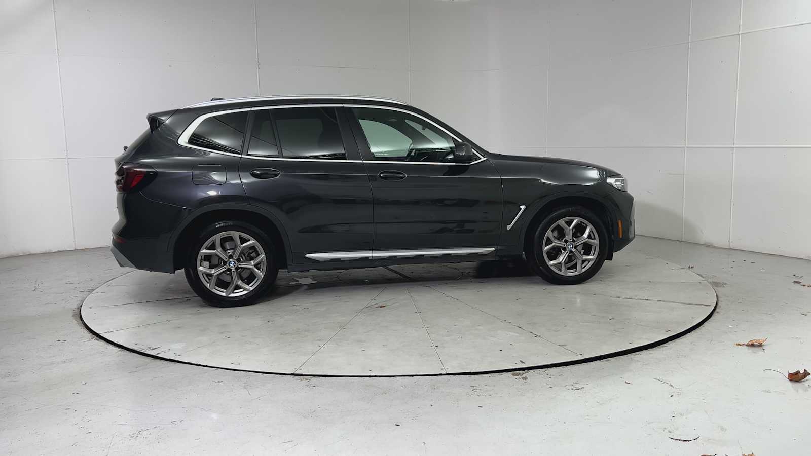 Thumbnail: 2024 BMW X3 - 9