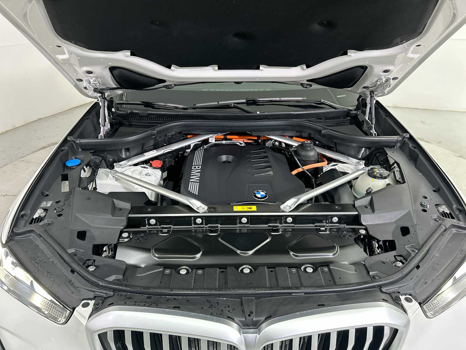 Thumbnail: 2025 BMW X5 - 18