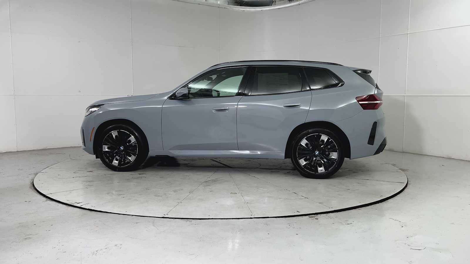 Thumbnail: 2026 BMW X3 - 5