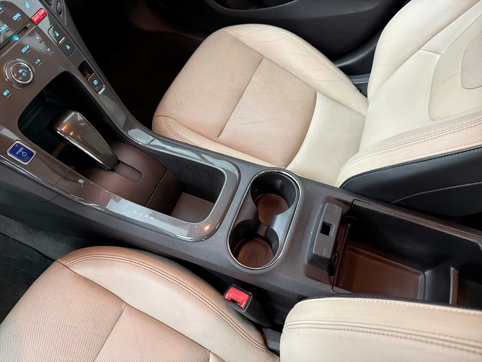 Thumbnail: 2012 Chevrolet Volt - 21