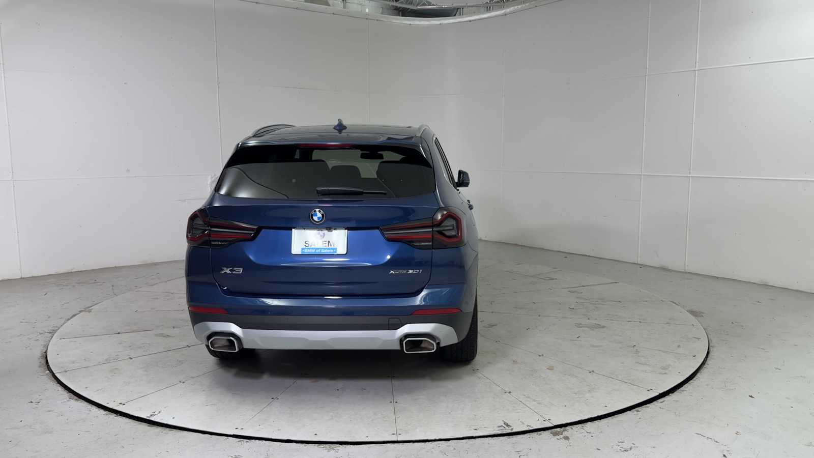 Thumbnail: 2023 BMW X3 - 3