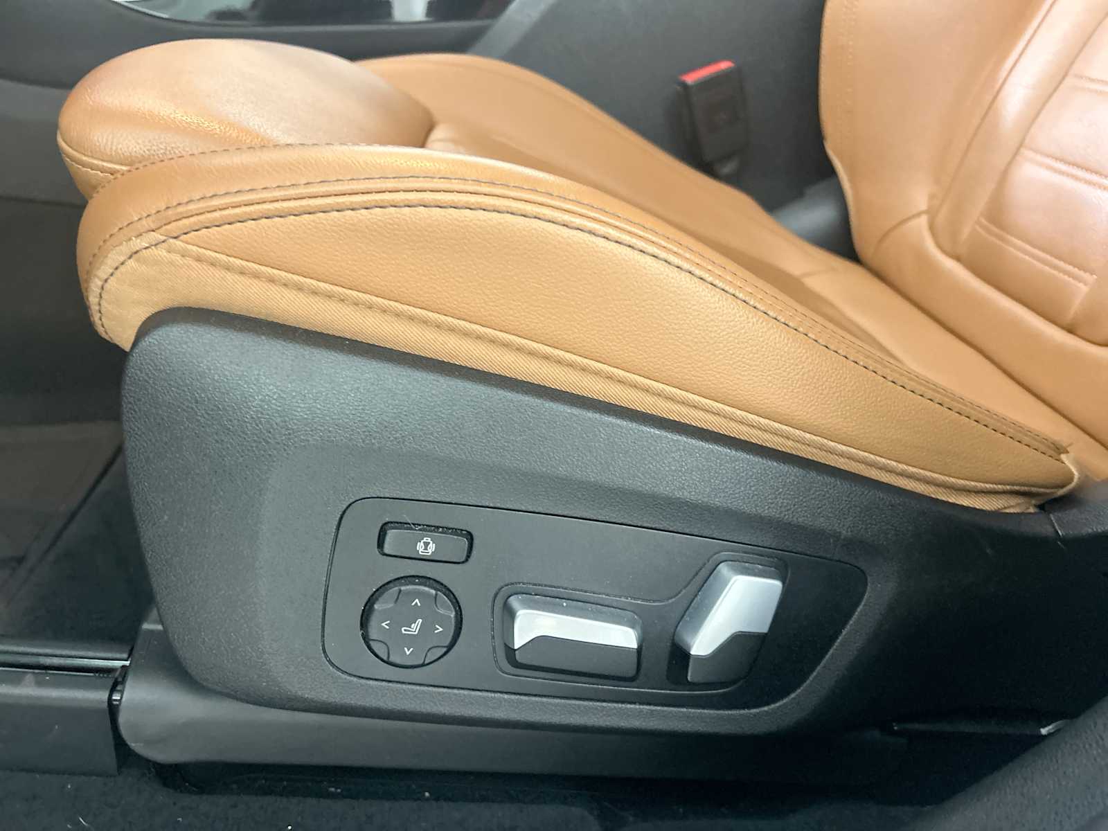 Thumbnail: 2021 BMW X3 - 14