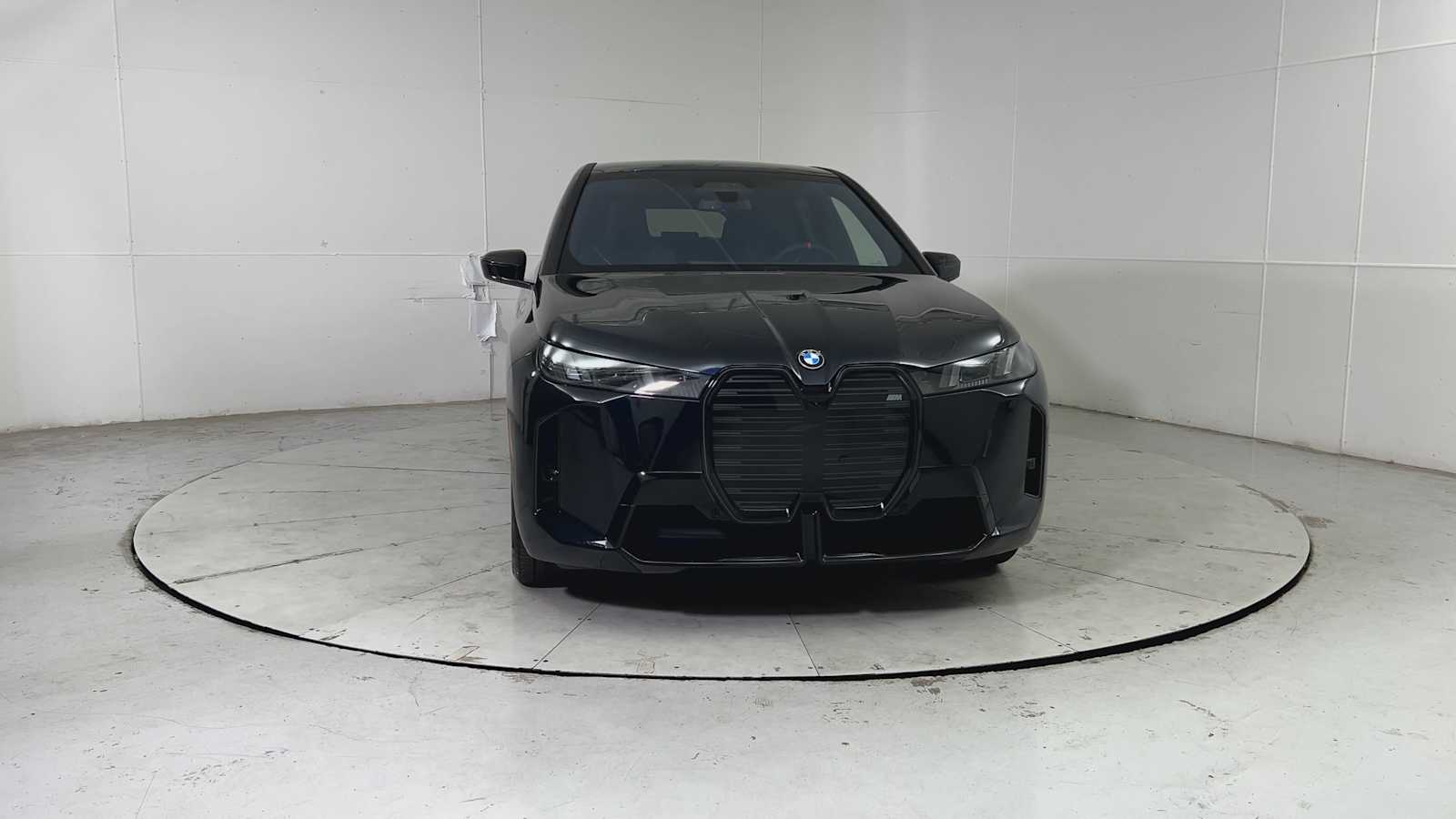 Thumbnail: 2026 BMW iX - 7