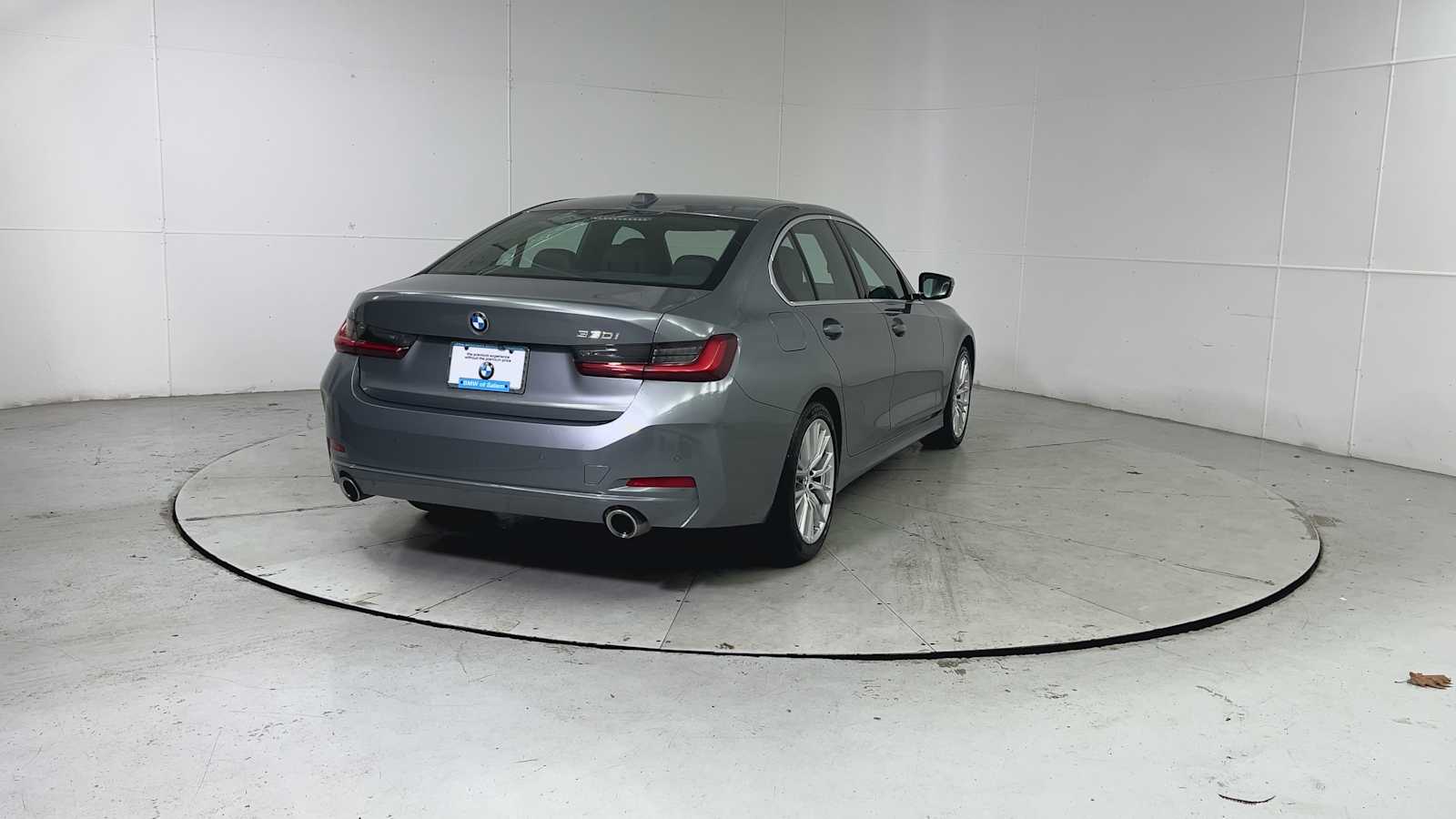 2024 Bmw 330i 3-Series photo 2