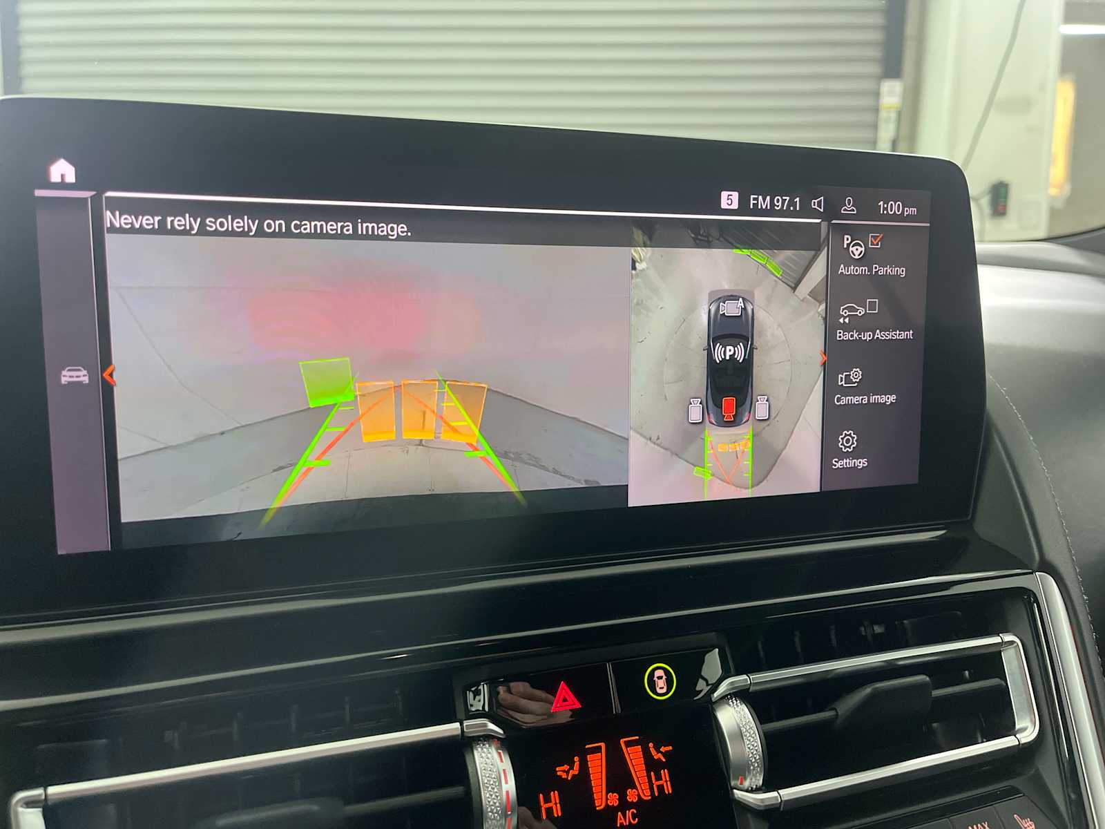 Thumbnail: 2025 BMW 8 Series - 29