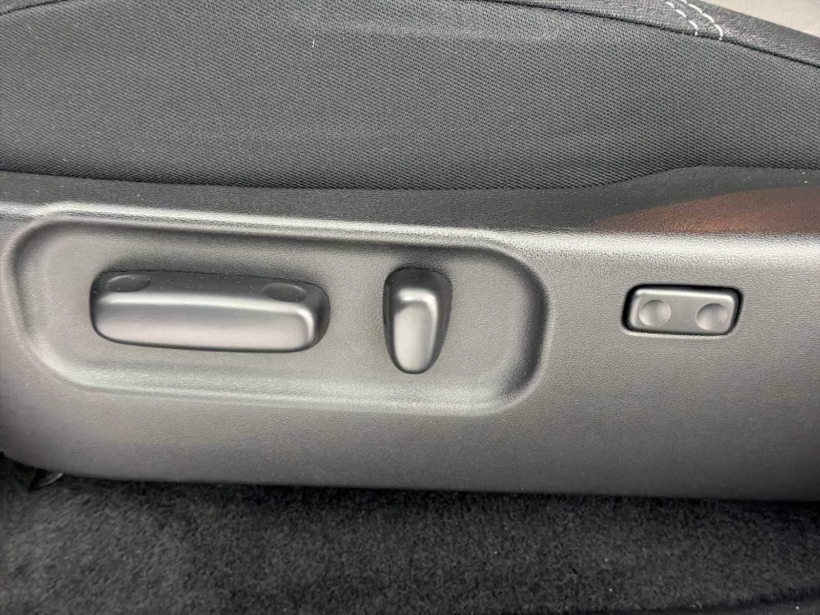 Thumbnail: 2023 Toyota Tacoma - 14