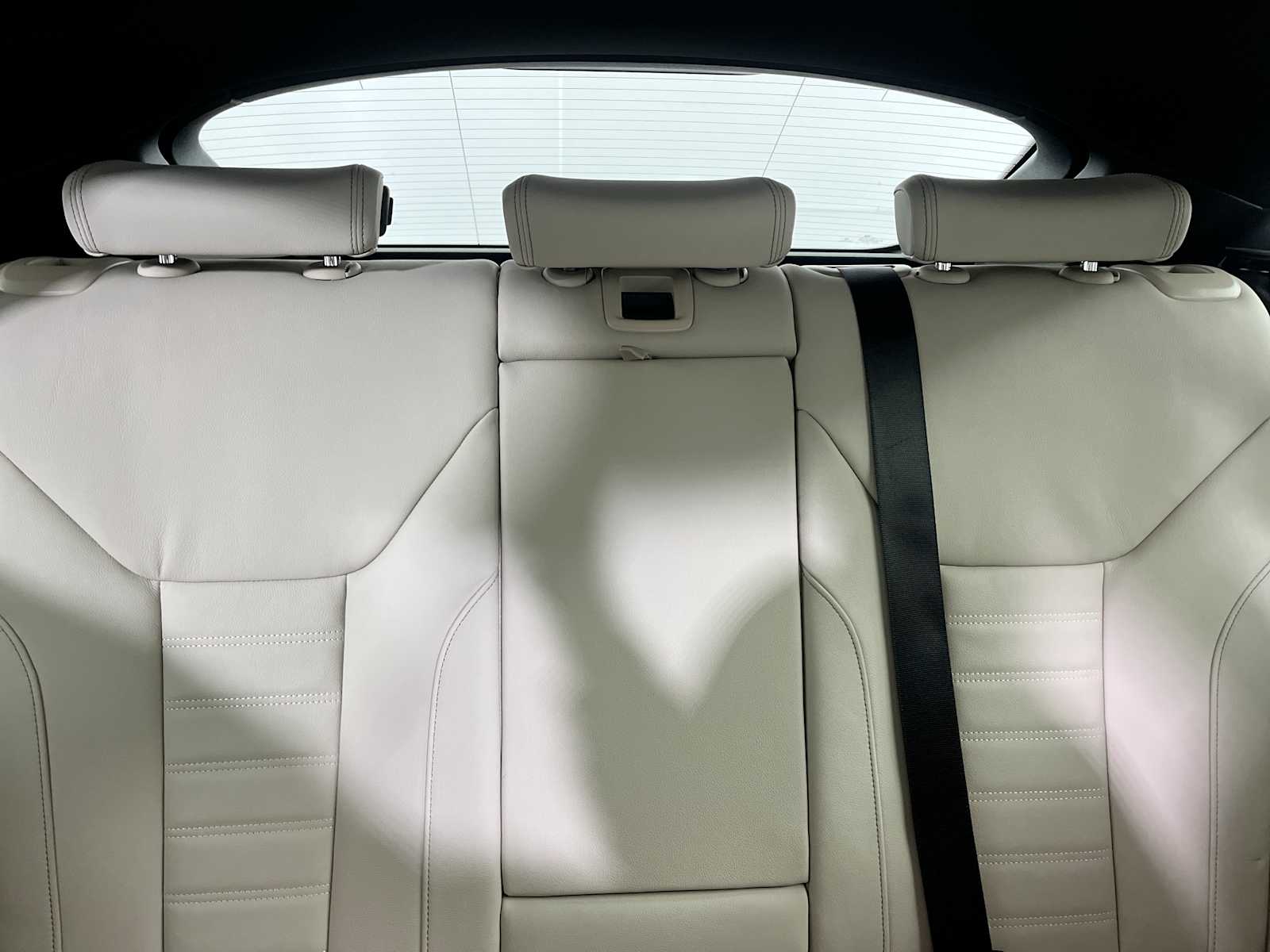 Thumbnail: 2023 BMW i4 - 13