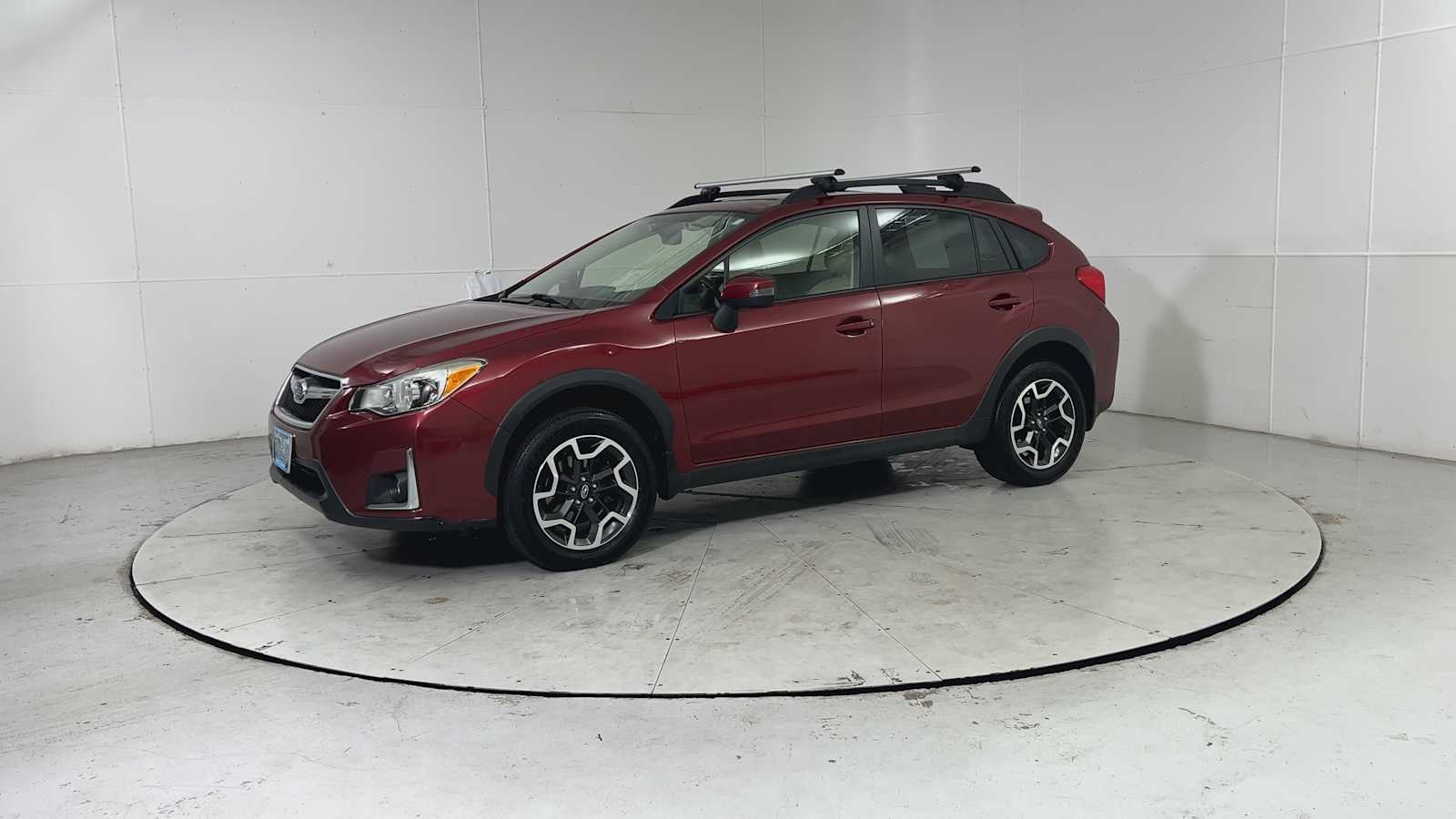 Thumbnail: 2017 Subaru Crosstrek - 4