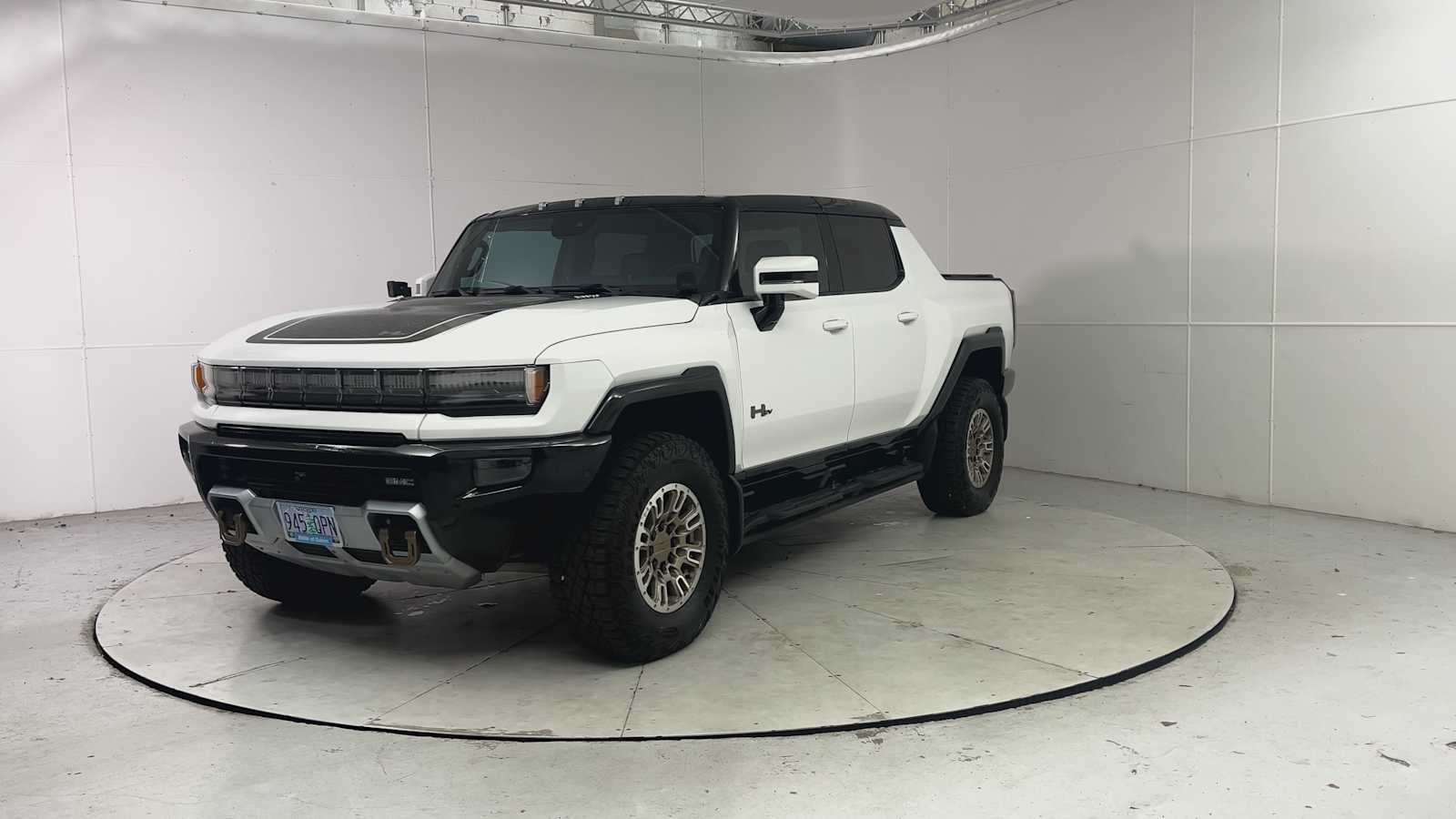 Thumbnail: 2022 GMC Hummer EV - 6