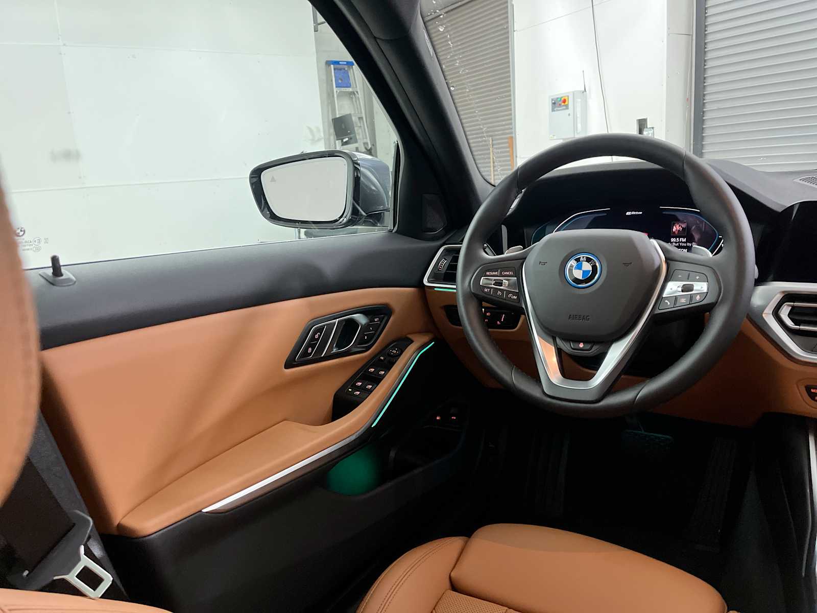 Thumbnail: 2022 BMW 3 Series - 15