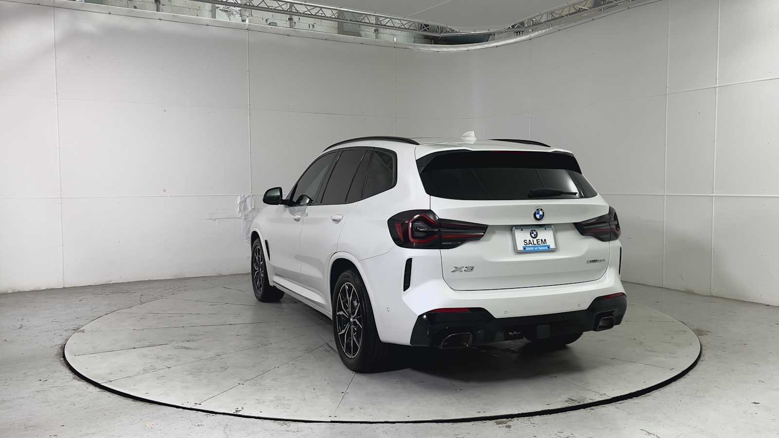 Thumbnail: 2023 BMW X3 - 3