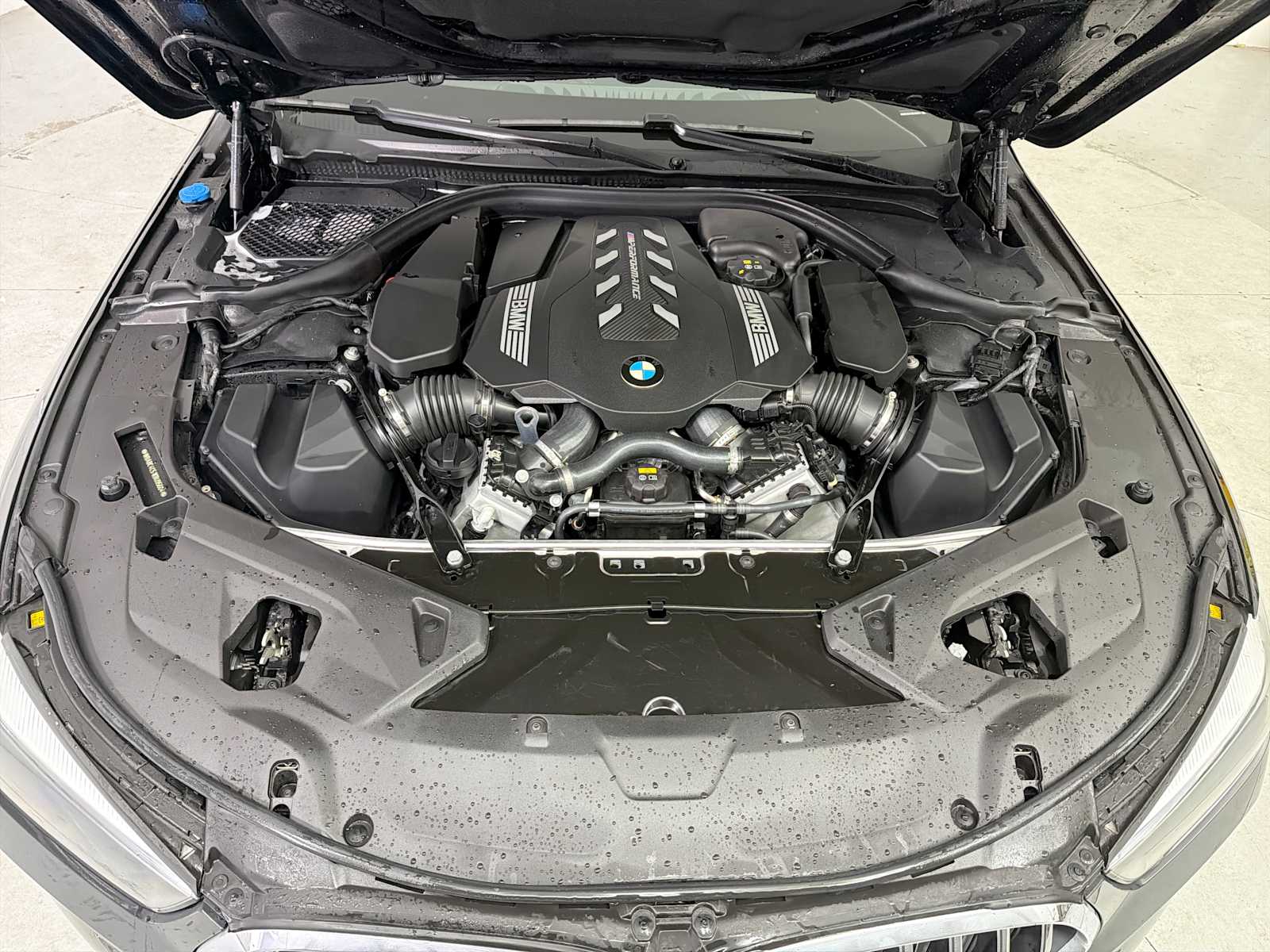 Thumbnail: 2019 BMW 8 Series - 17