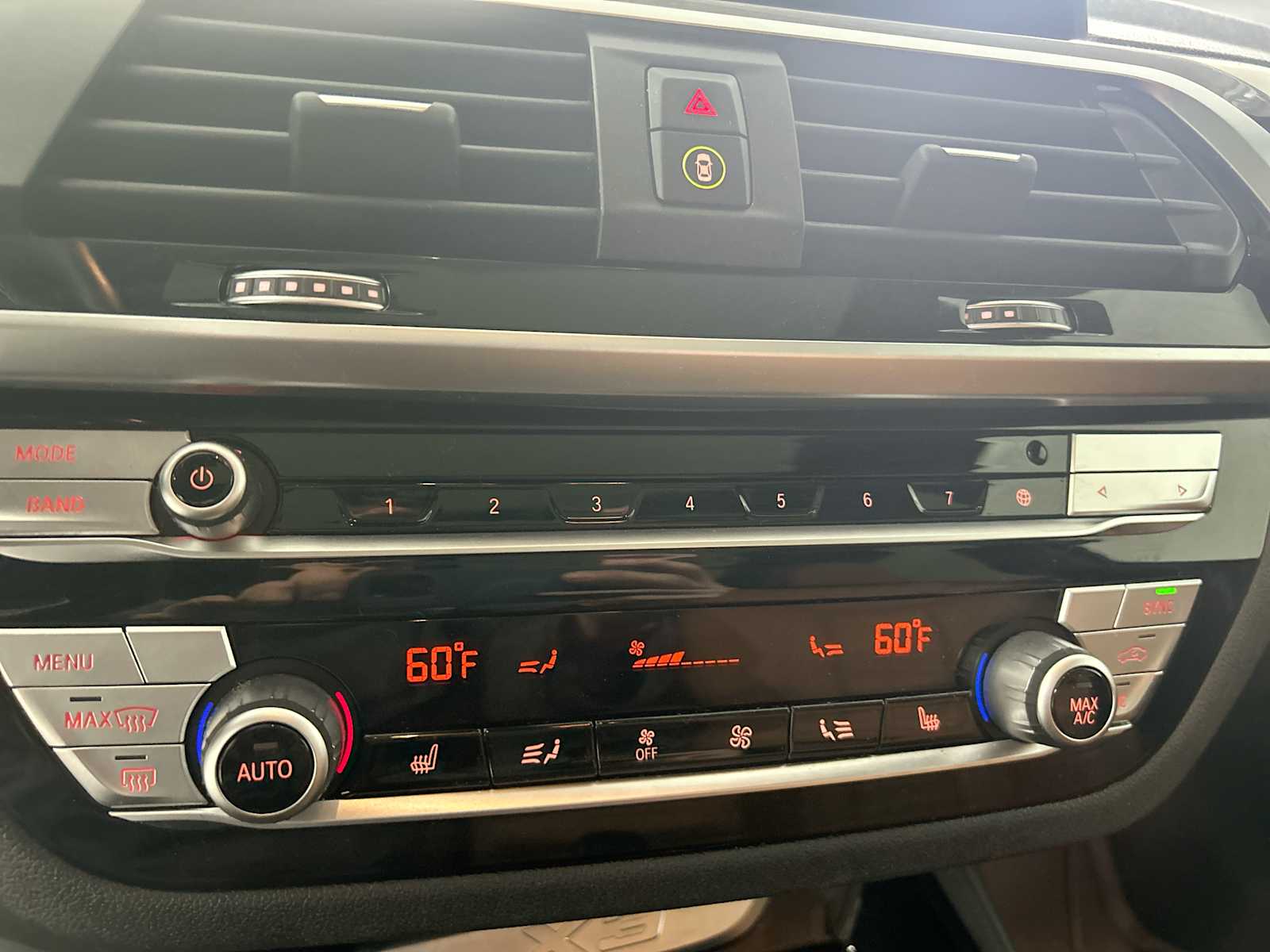 Thumbnail: 2021 BMW X3 - 17