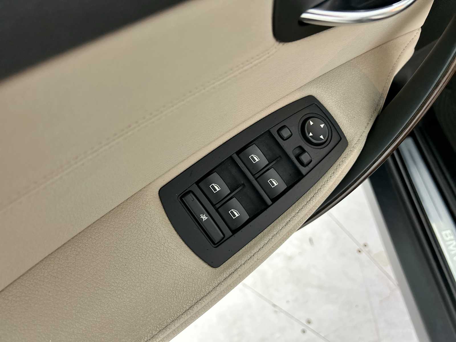 Thumbnail: 2010 BMW X3 - 15