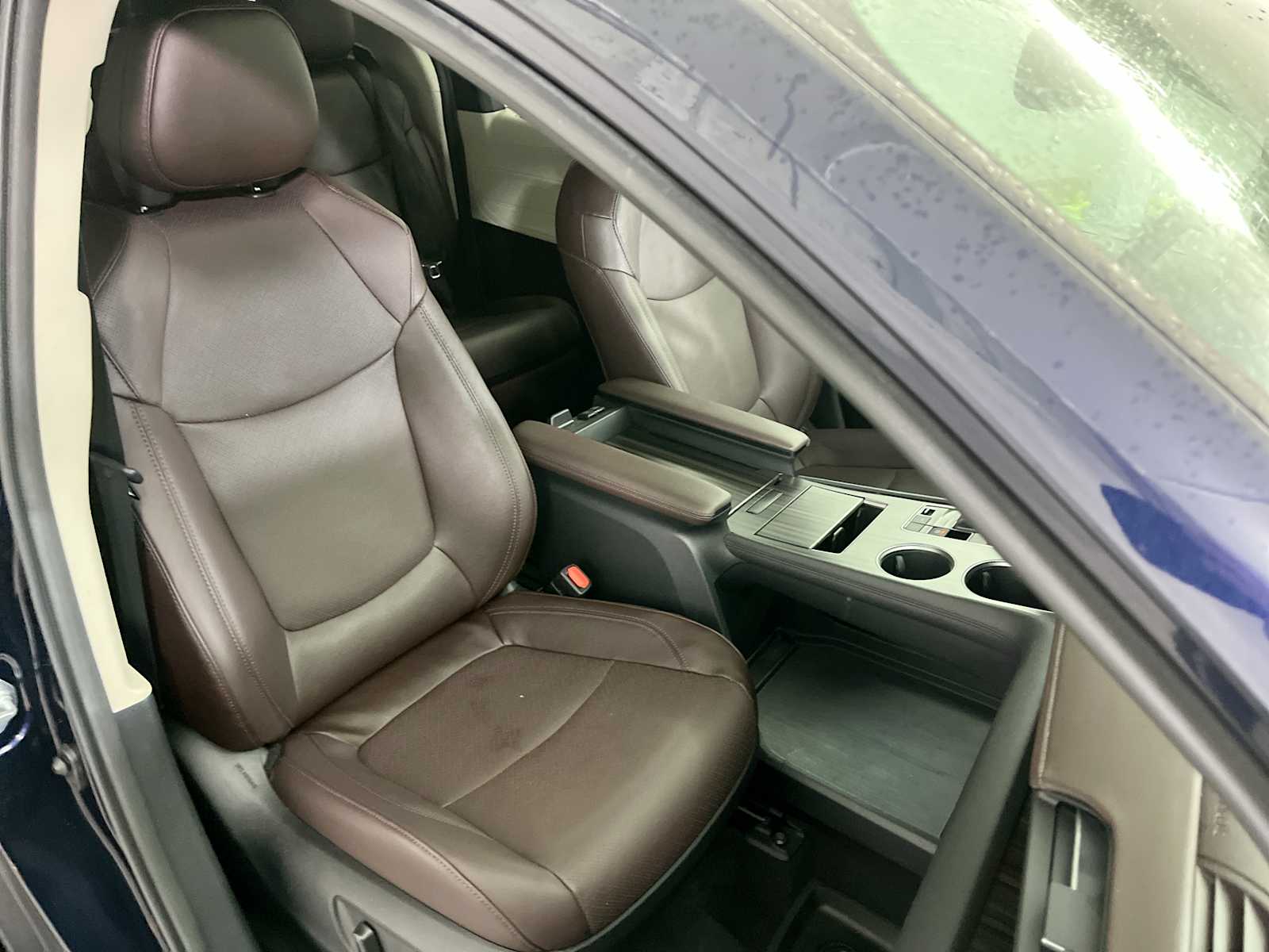 Thumbnail: 2023 Toyota Sienna - 27