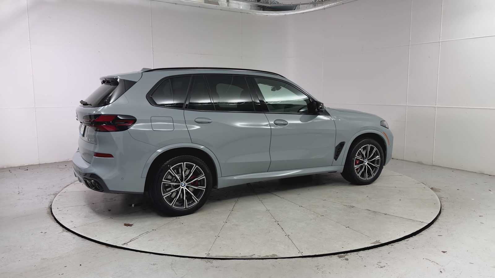 Thumbnail: 2026 BMW X5 - 2