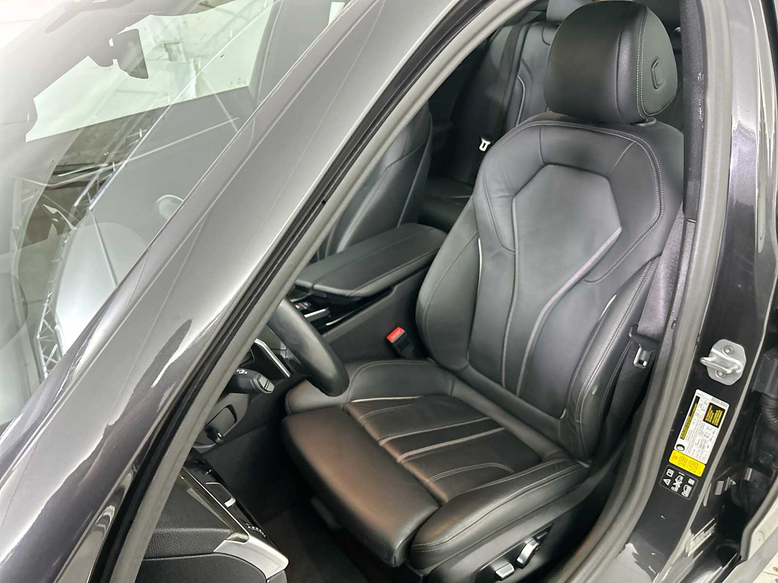 Thumbnail: 2019 BMW 5 Series - 13