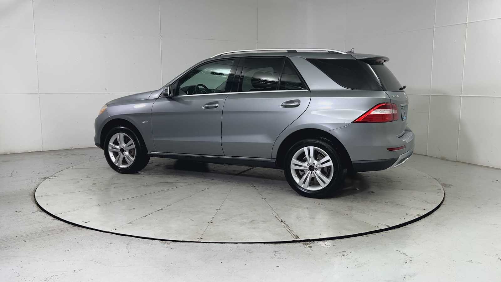 2012 Mercedes Benz ML 350 photo 4