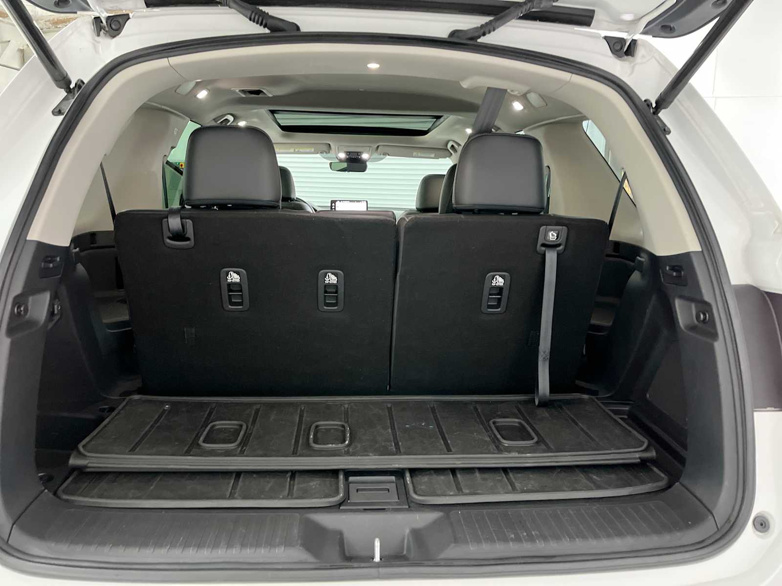 Thumbnail: 2023 Honda Pilot - 27