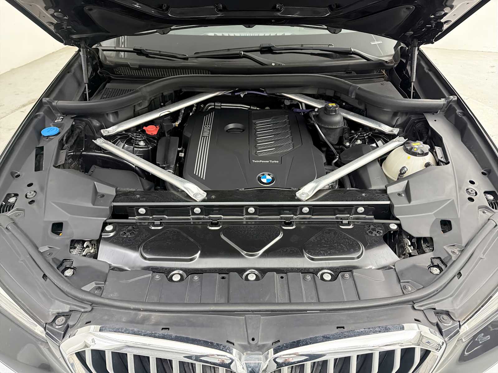 Thumbnail: 2023 BMW X5 - 17