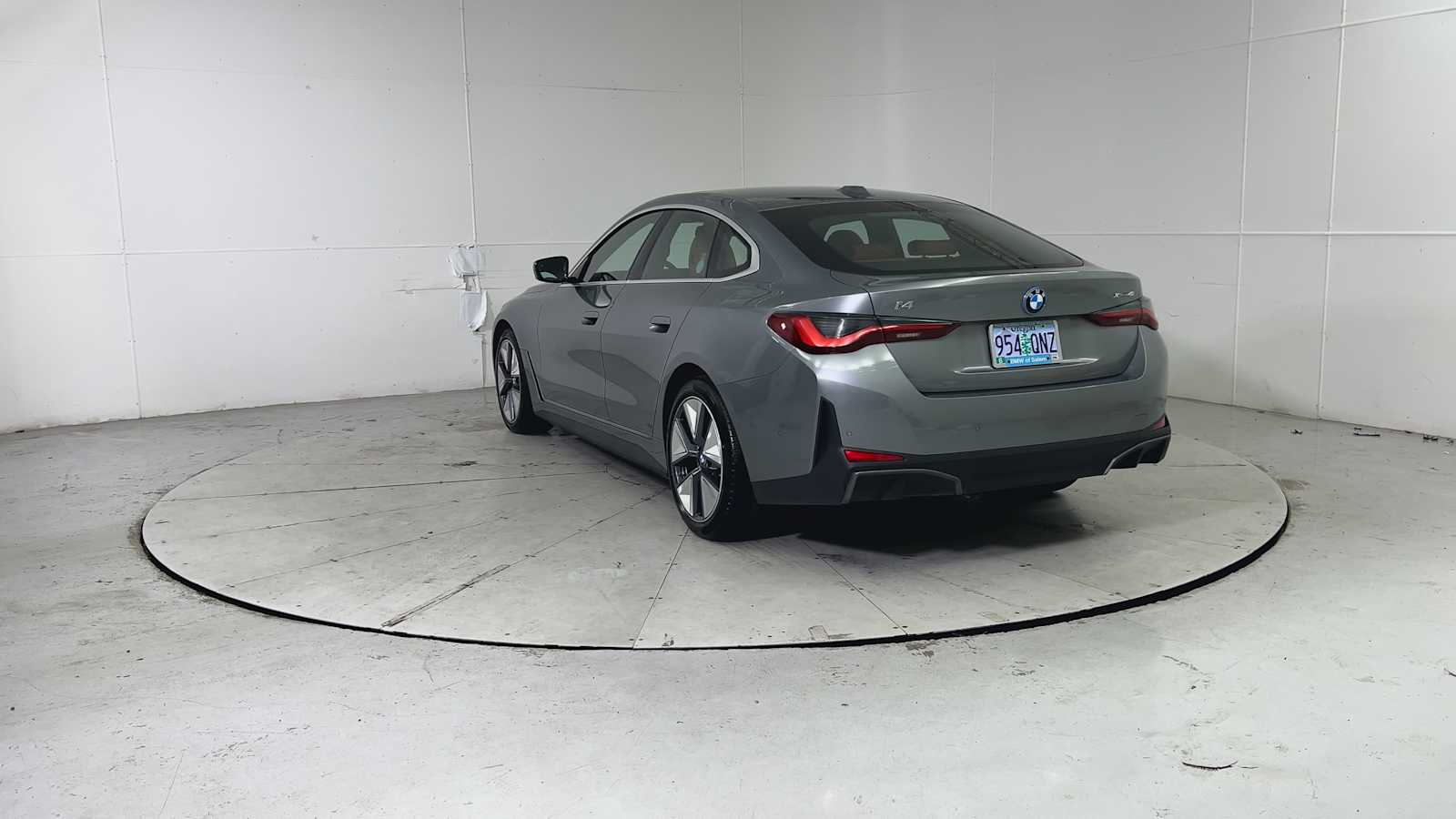 Thumbnail: 2025 BMW i4 - 3