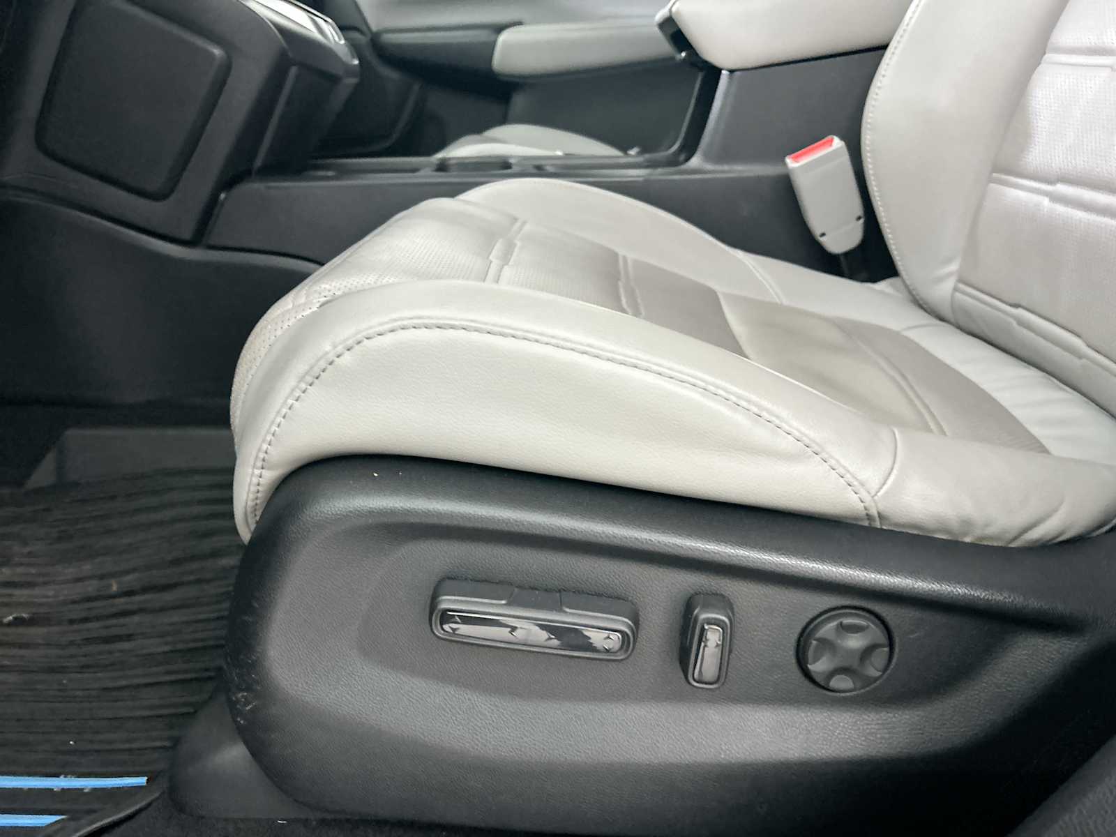 Thumbnail: 2017 Honda CR-V - 13