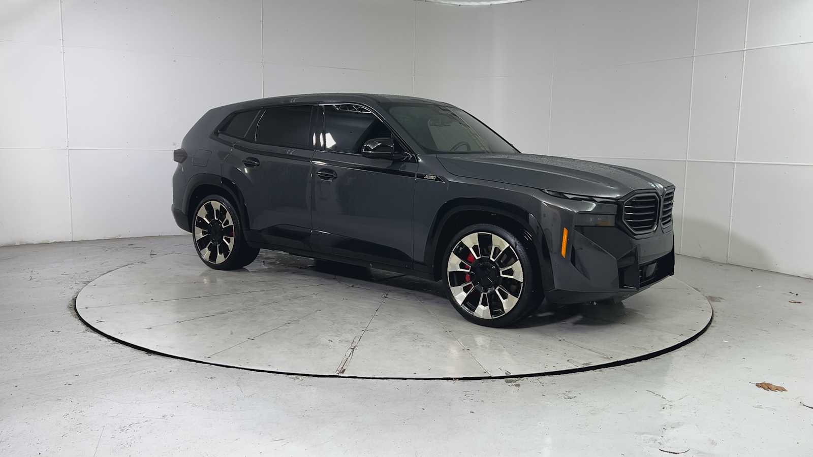 Thumbnail: 2023 BMW XM - 8