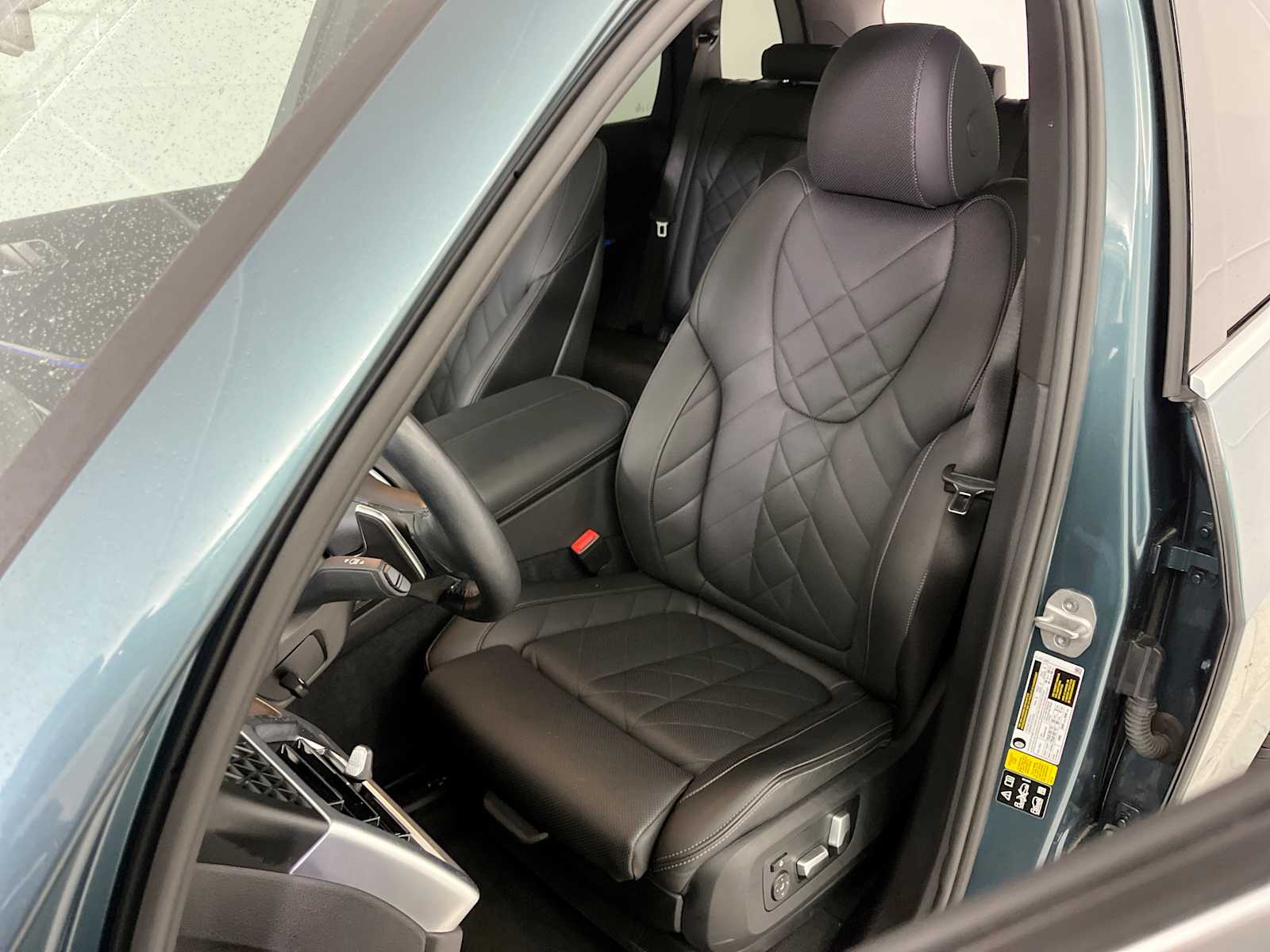 Thumbnail: 2024 BMW X5 - 13