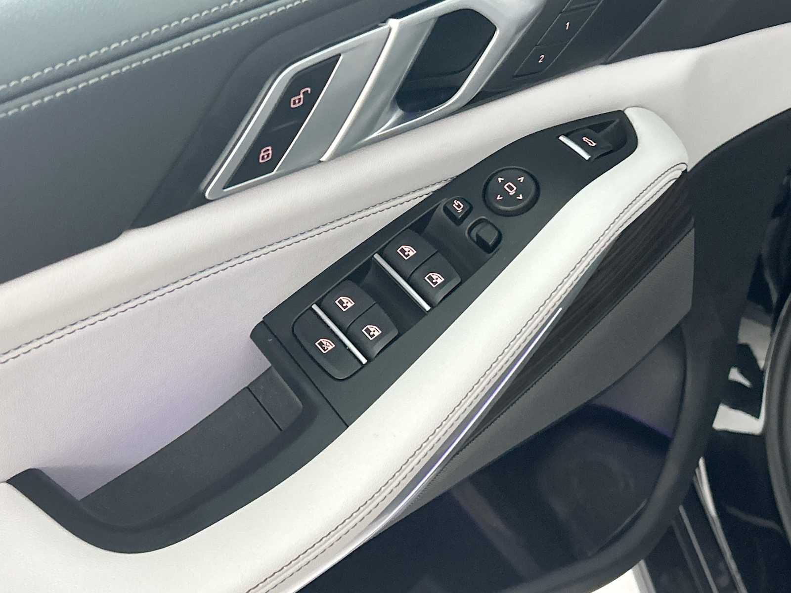 Thumbnail: 2024 BMW X5 - 15