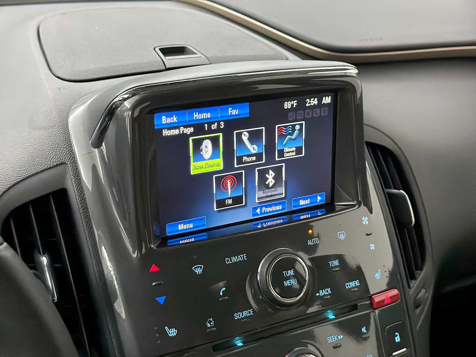 Thumbnail: 2012 Chevrolet Volt - 12