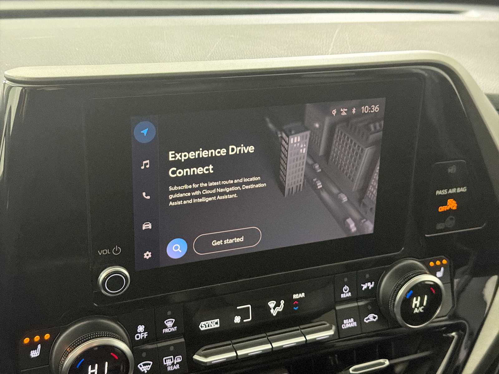 Thumbnail: 2023 Toyota Highlander - 20