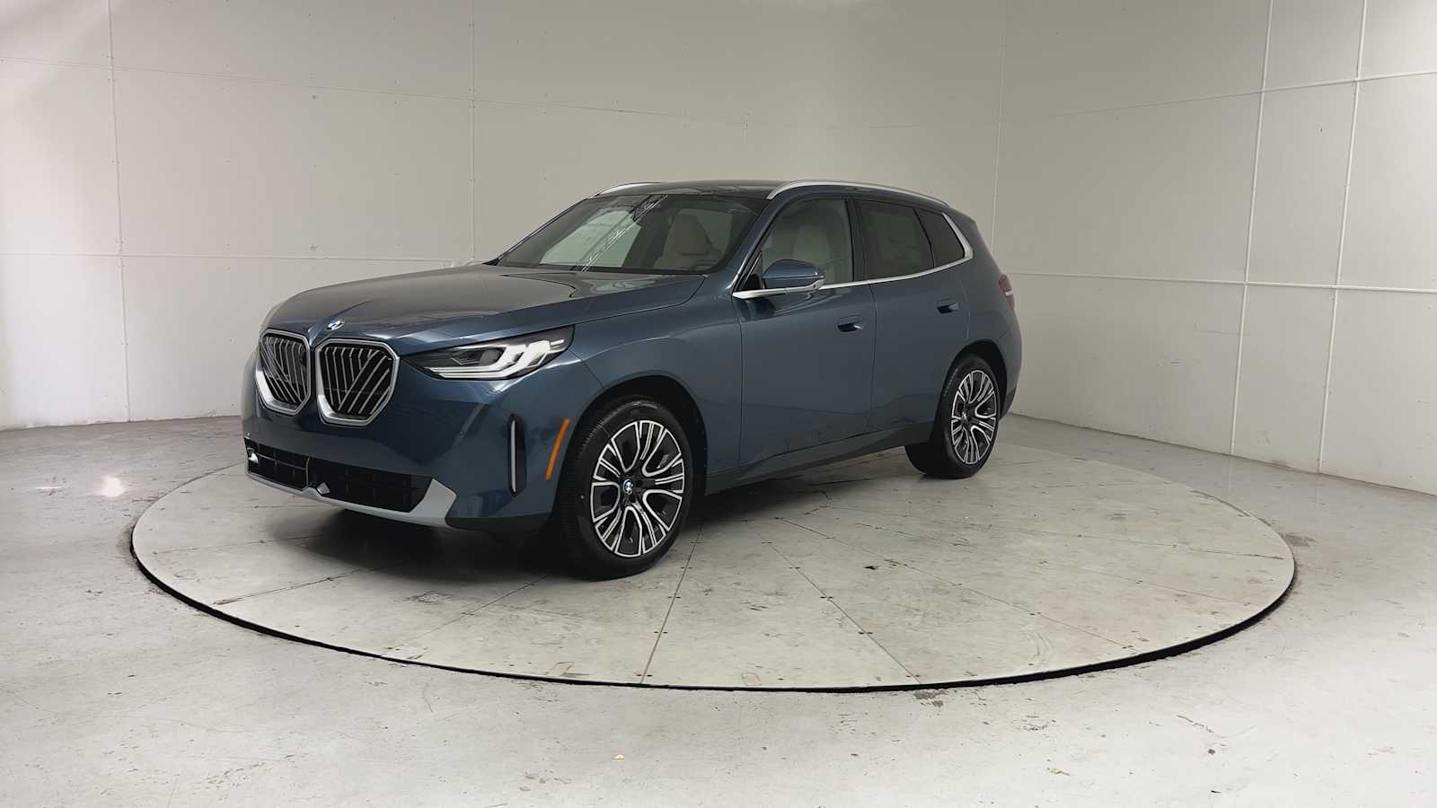 Thumbnail: 2026 BMW X3 - 6