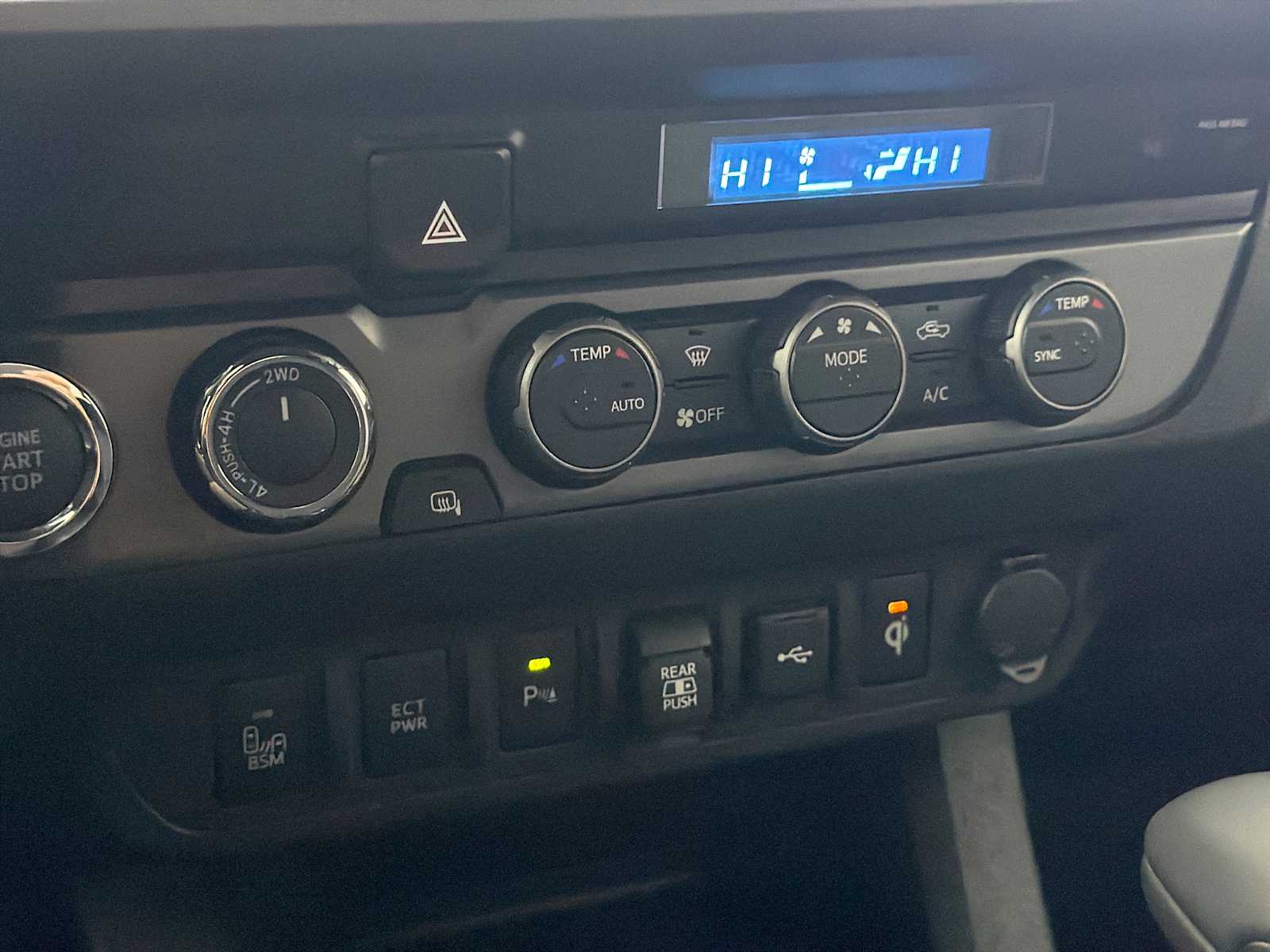 Thumbnail: 2023 Toyota Tacoma - 16