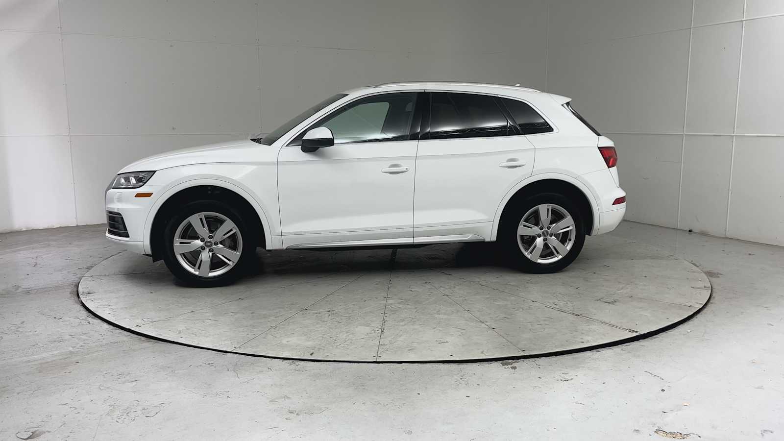 Thumbnail: 2018 Audi Q5 - 5