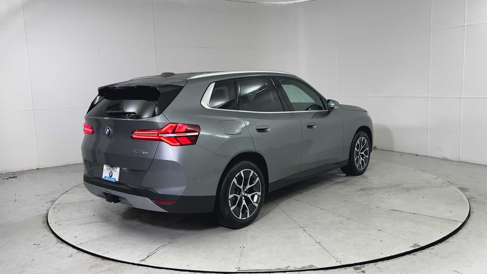 Thumbnail: 2026 BMW X3 - 2