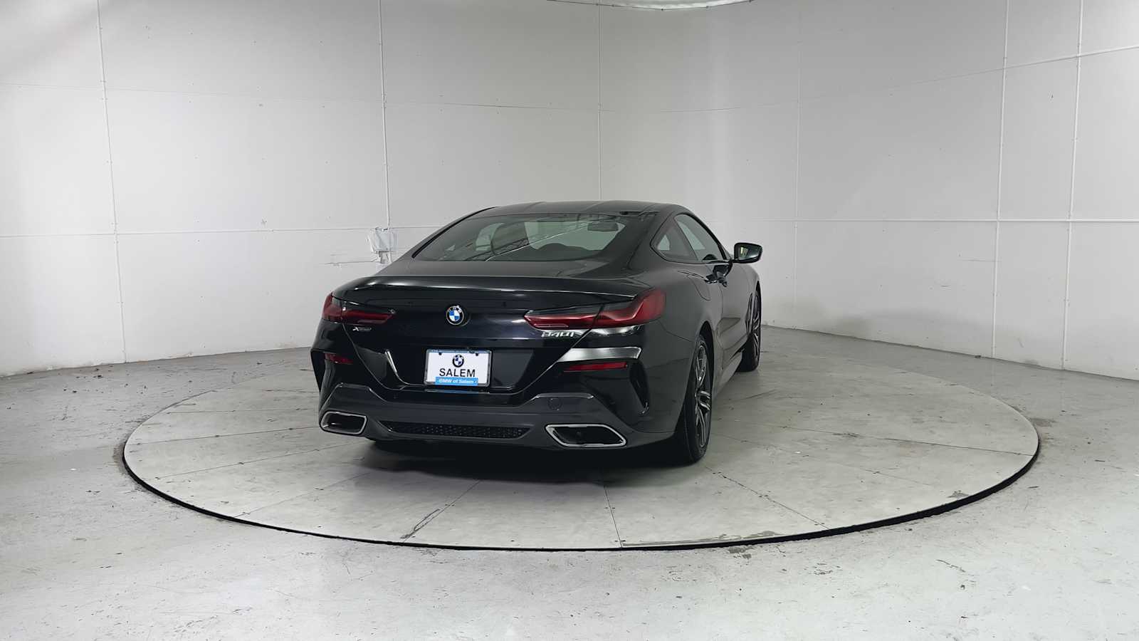 Thumbnail: 2025 BMW 8 Series - 9