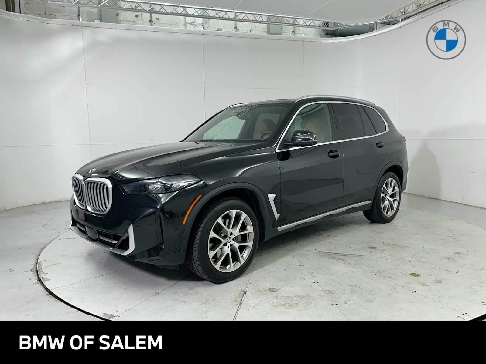 Thumbnail: 2024 BMW X5 - 1