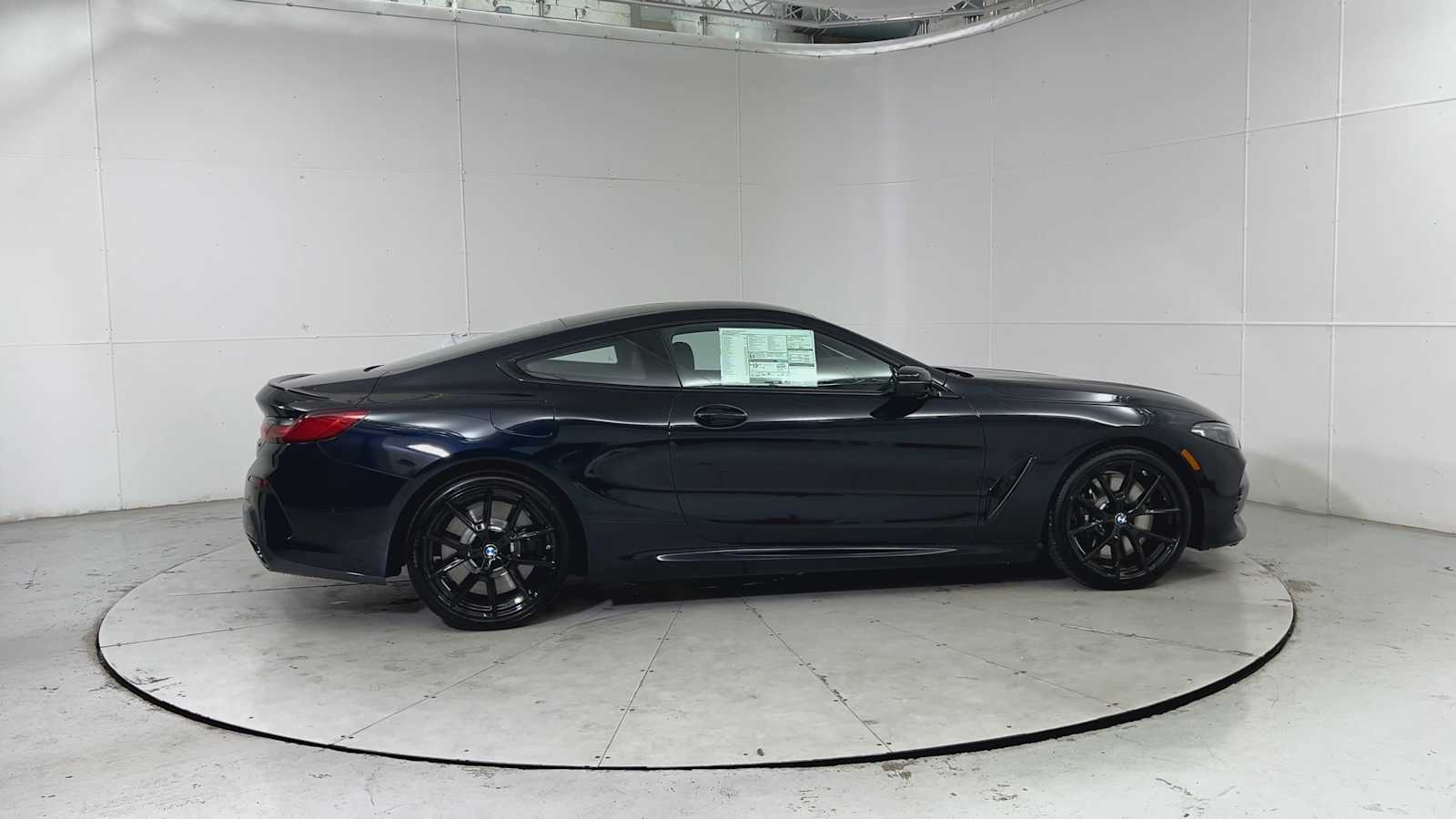 Thumbnail: 2026 BMW 8 Series - 8